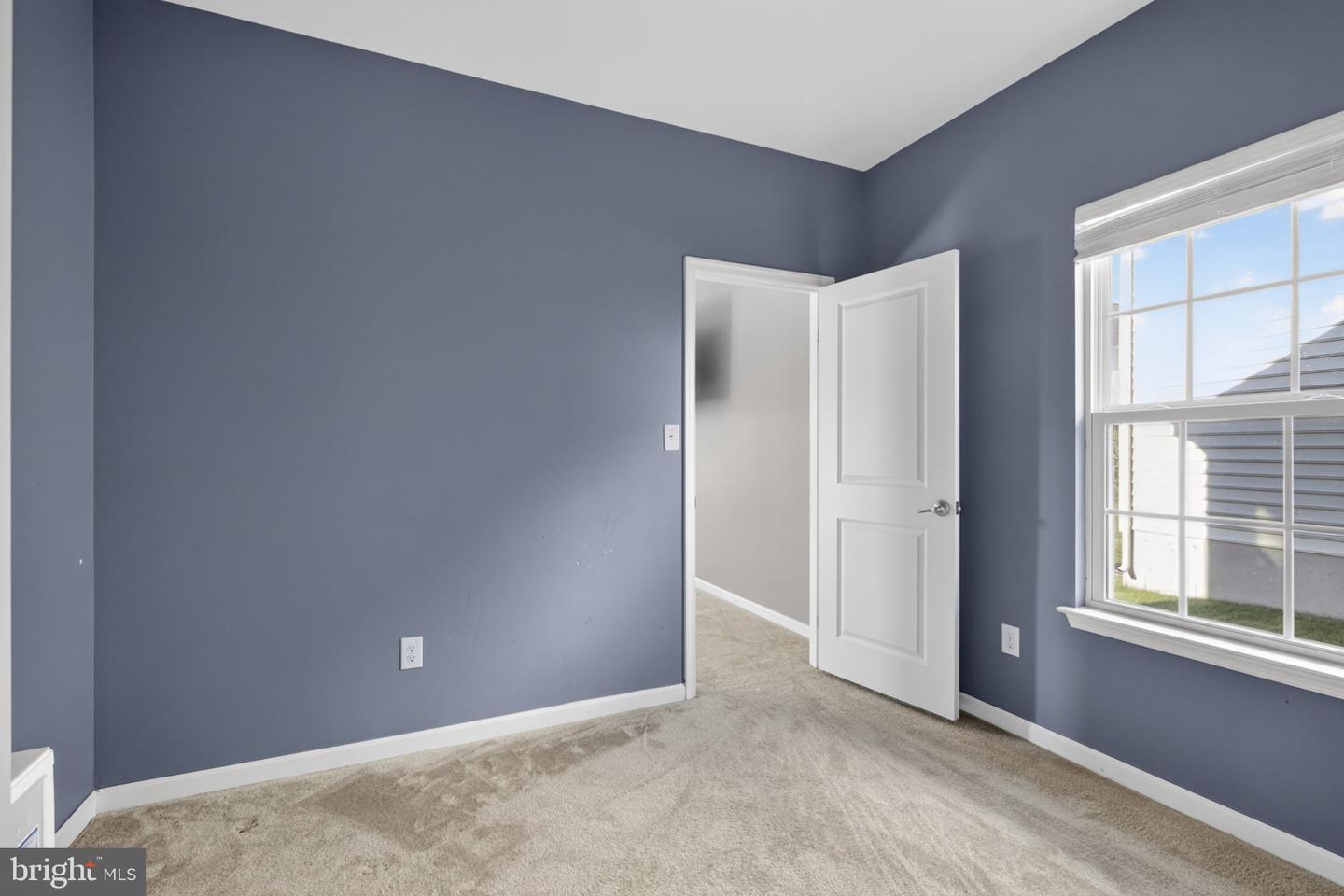 372 Tiger Lily Dr Property Photo 24