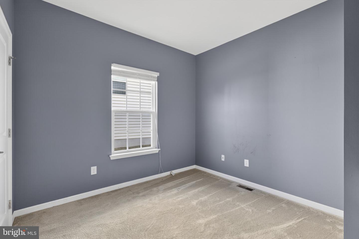 372 Tiger Lily Dr Property Photo 25