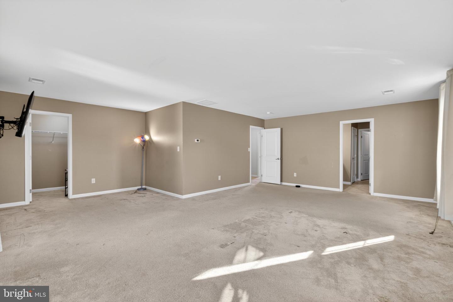 372 Tiger Lily Dr Property Photo 27