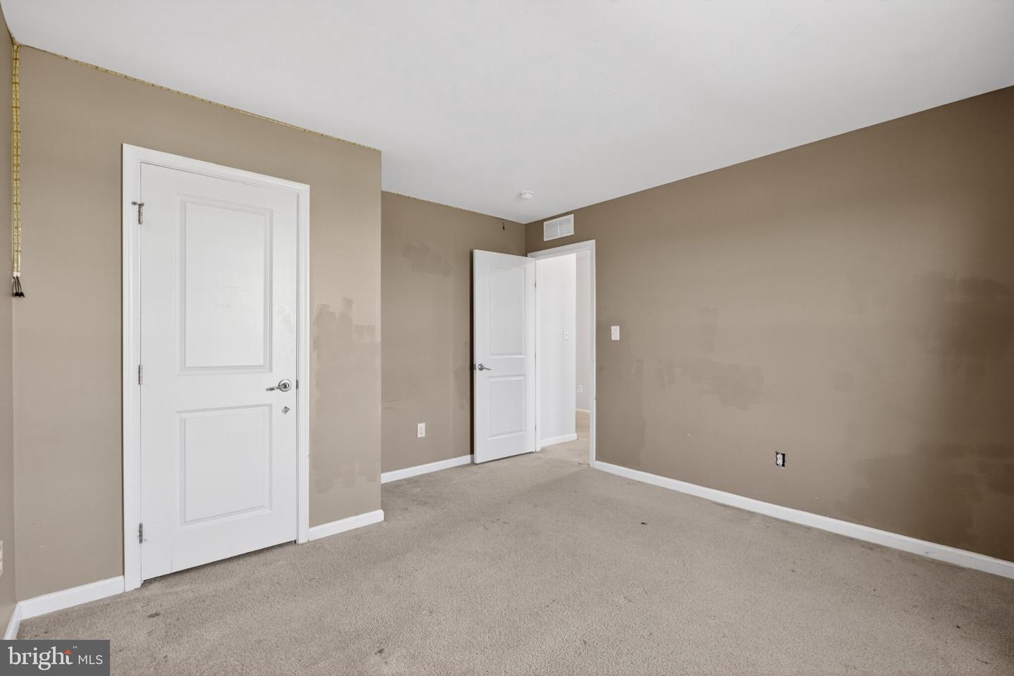 372 Tiger Lily Dr Property Photo 40