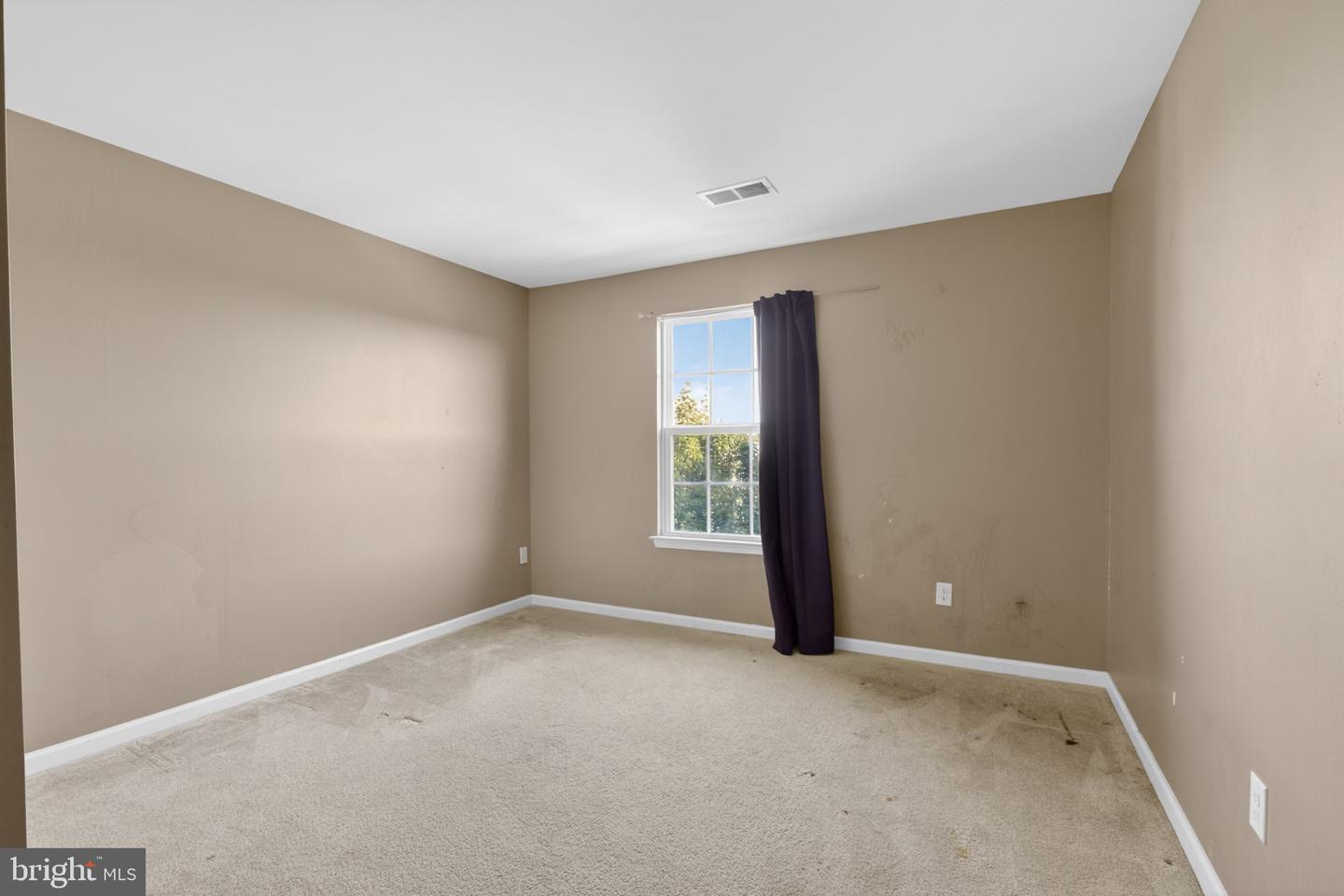 372 Tiger Lily Dr Property Photo 45