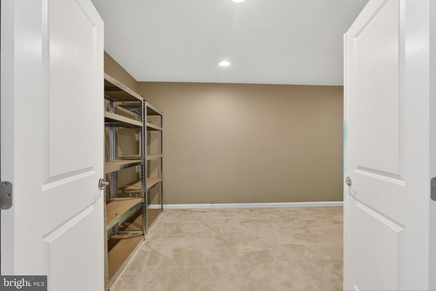 372 Tiger Lily Dr Property Photo 54
