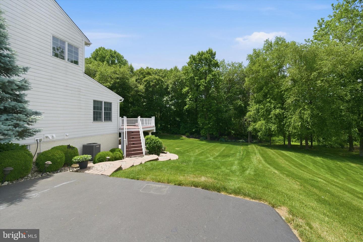 17 Waterton Dr Property Photo 46