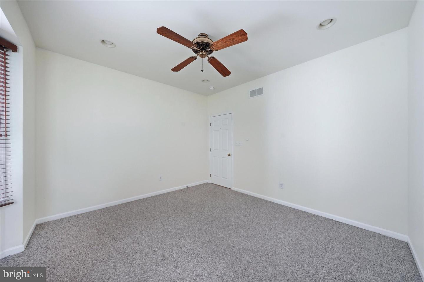 17 Waterton Dr Property Photo 63