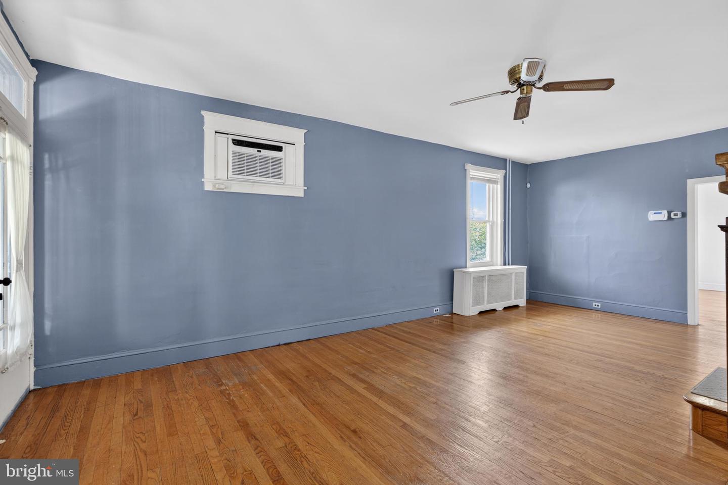 1200 Maple St Property Photo 16