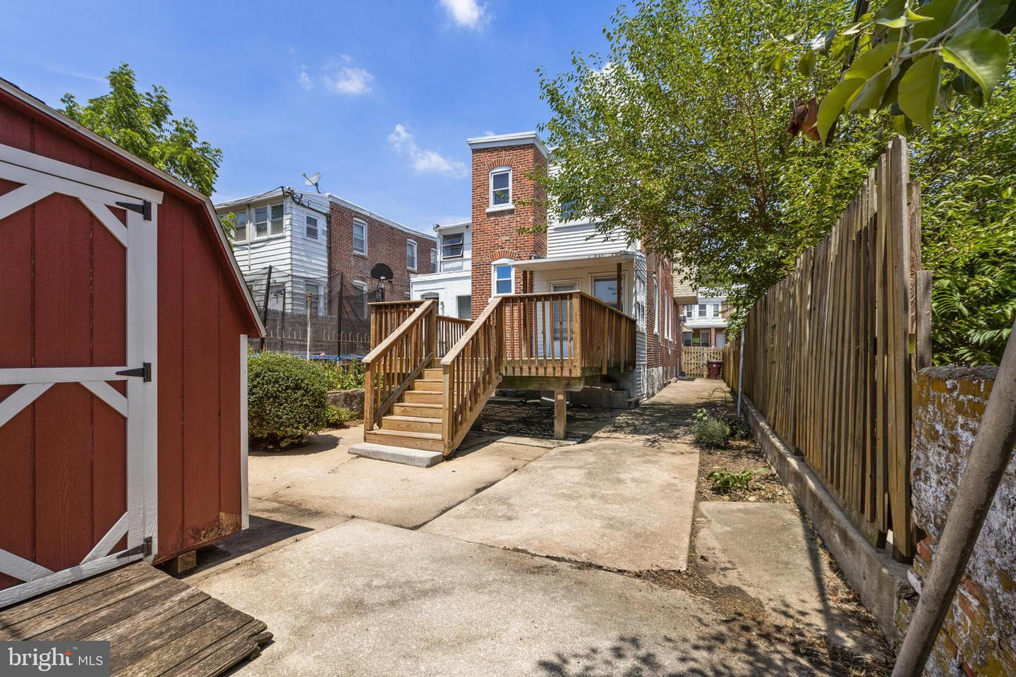1200 Maple St Property Photo 53