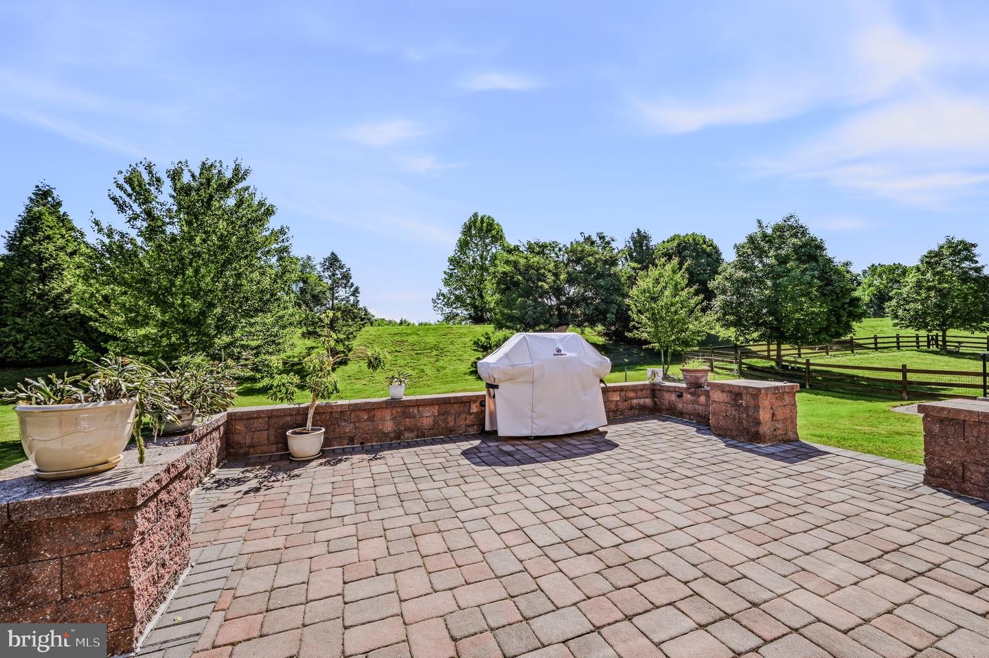 723 Parkman Dr Property Photo 47