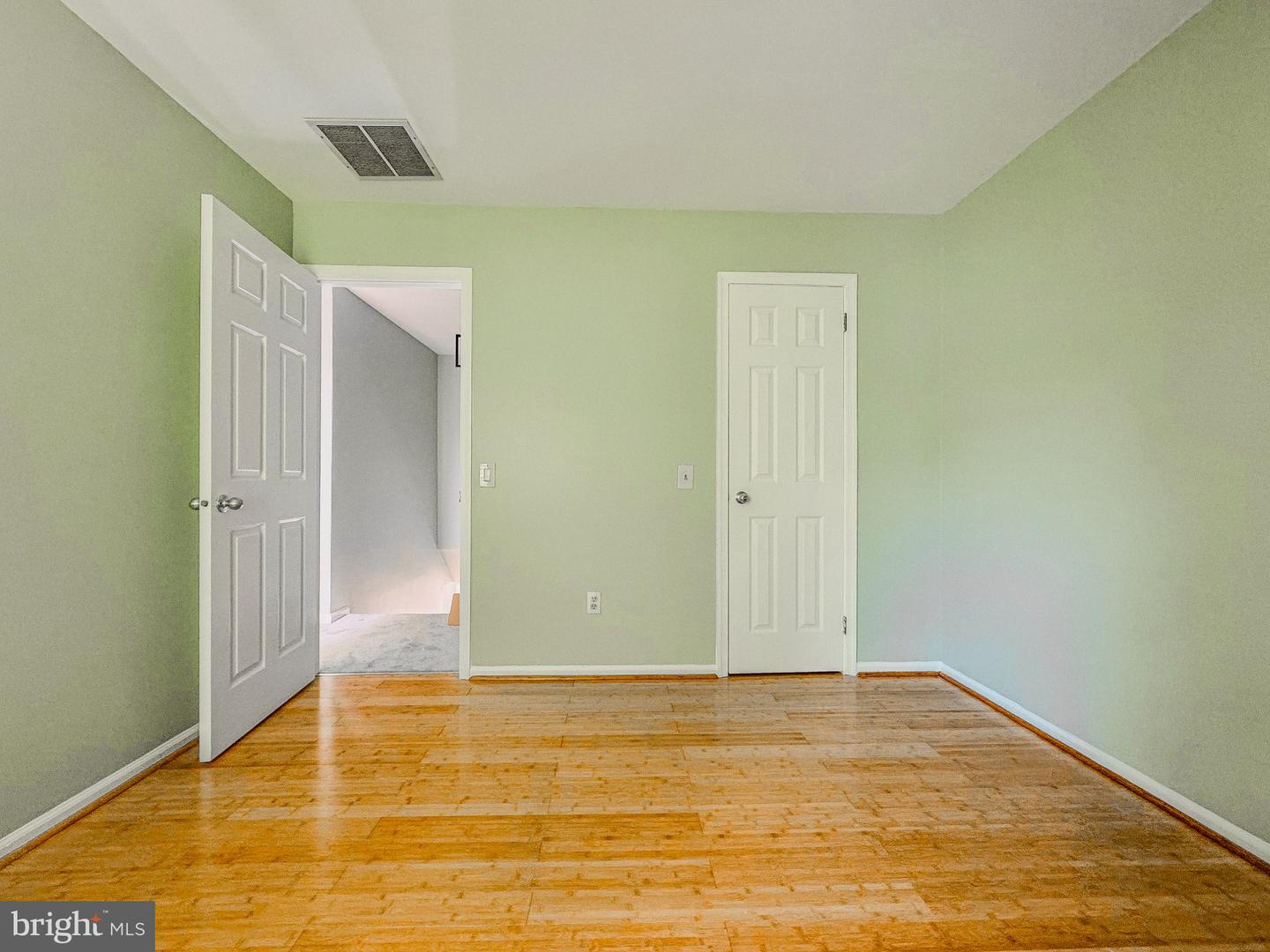 117 Moors Ct Property Photo 11