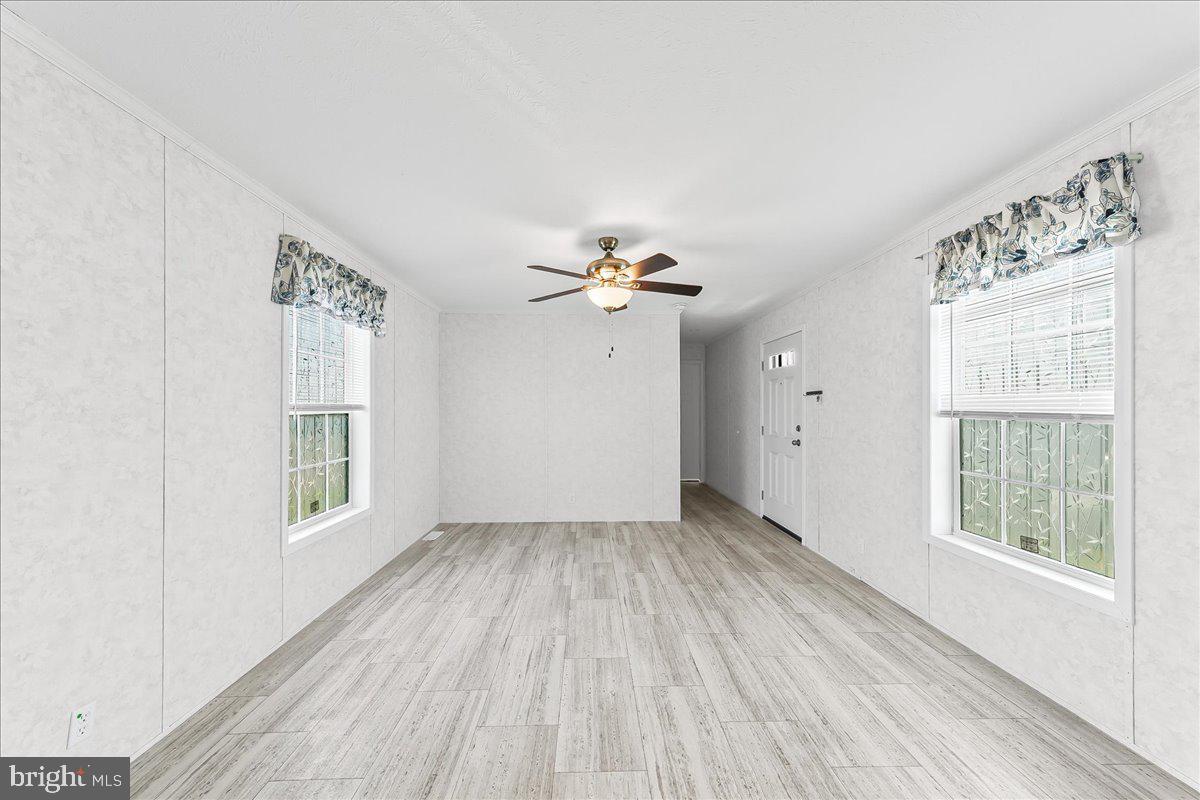 513 Canter Rd #128 Property Photo 4