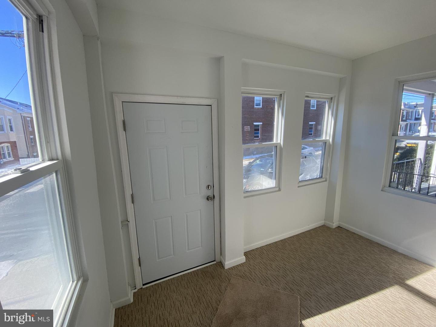 17 W 29th St Property Photo 2