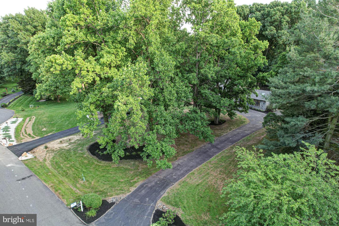 147 Crystal Run Dr Property Photo 6