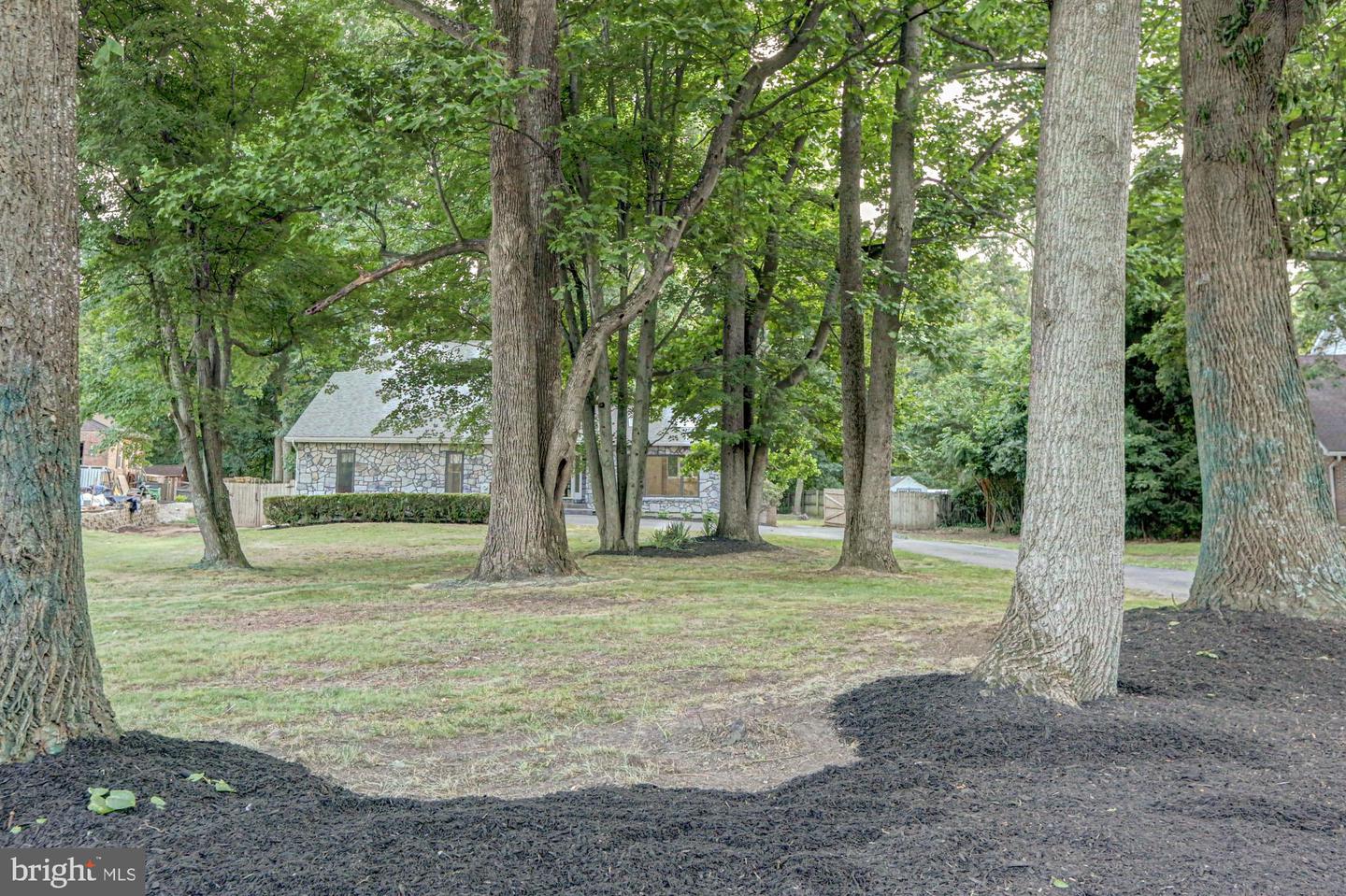 147 Crystal Run Dr Property Photo 8