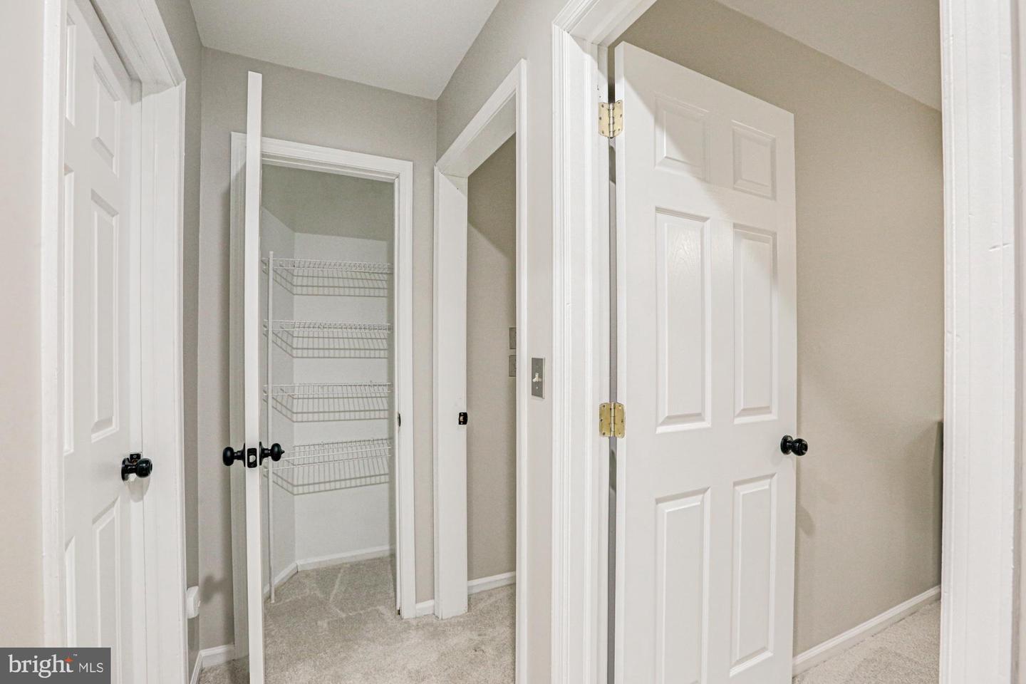 147 Crystal Run Dr Property Photo 71