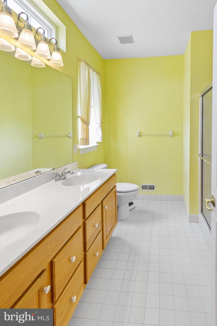 352 Daylilly Way Property Photo 23