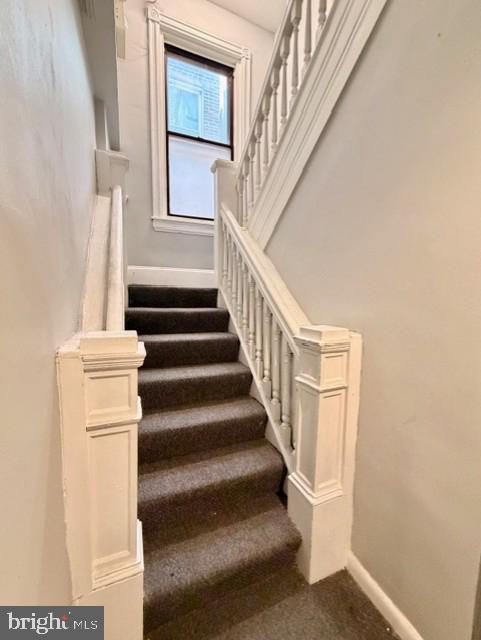 825 N Market St Property Photo 18
