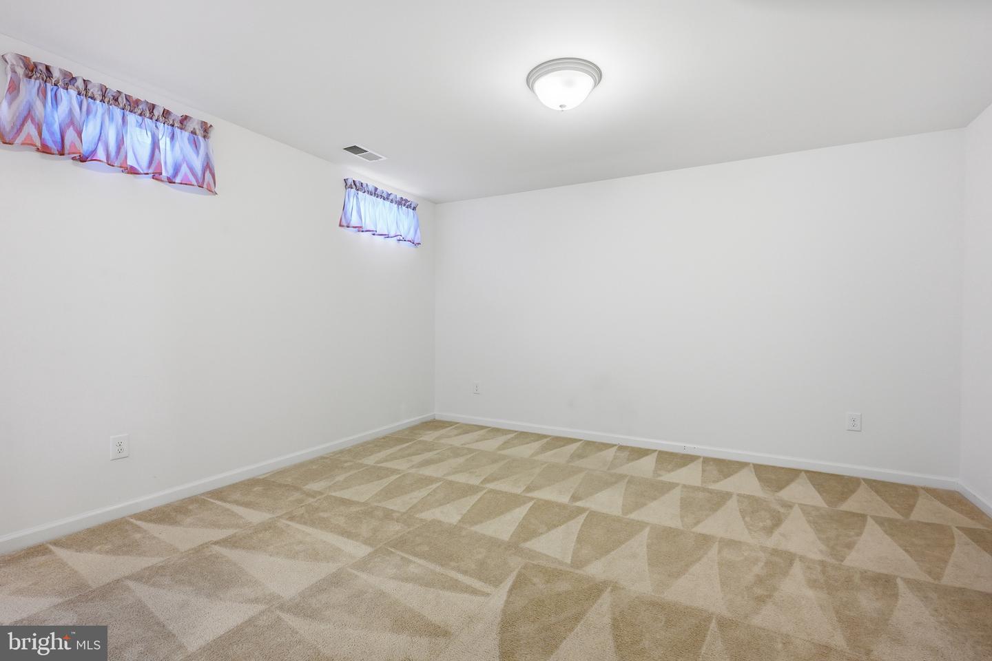224 Anita Ct Property Photo 33