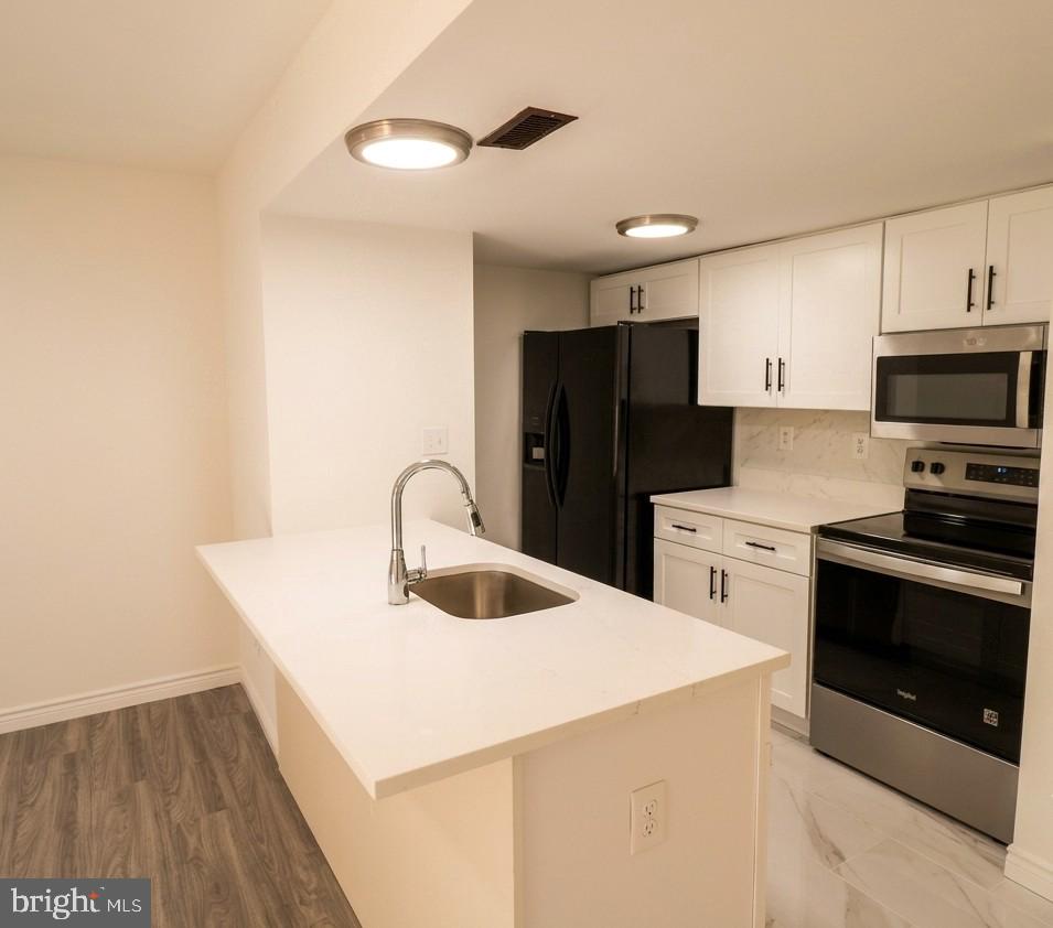 123 Whitburn Pl Property Photo 10