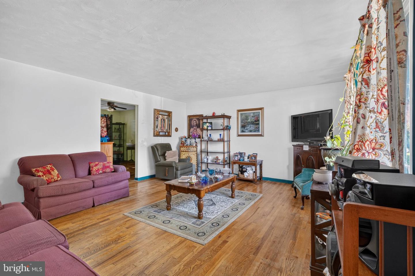 1221 Stinsford Rd Property Photo 4
