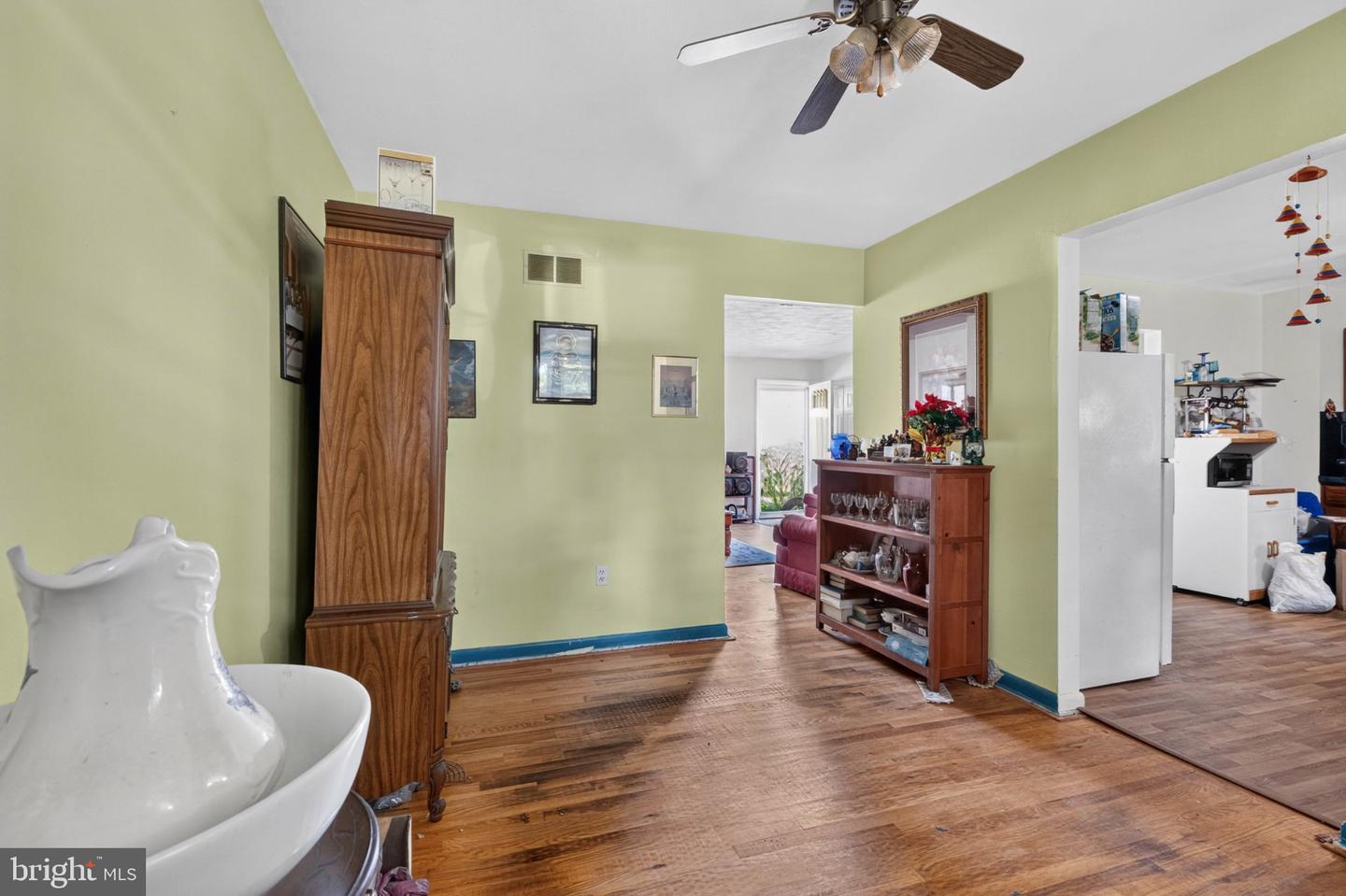 1221 Stinsford Rd Property Photo 5