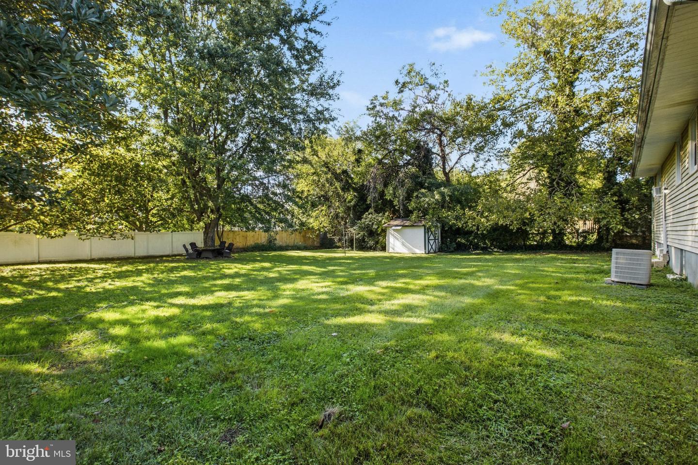 1221 Stinsford Rd Property Photo 14