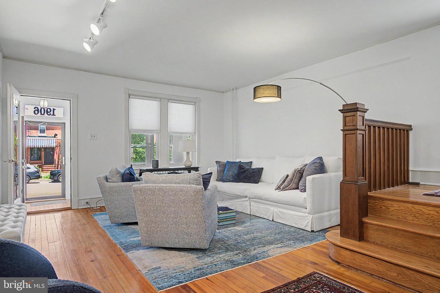 1906 Delaware Ave Property Photo 10