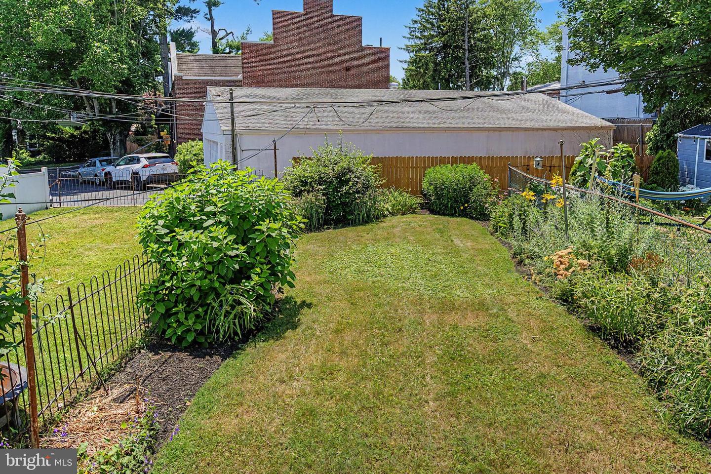 1906 Delaware Ave Property Photo 25