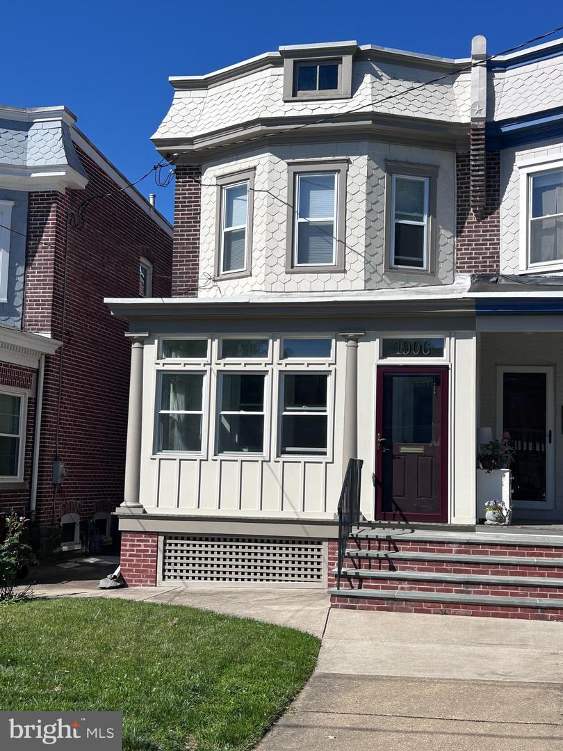 1906 Delaware Ave Property Photo 29