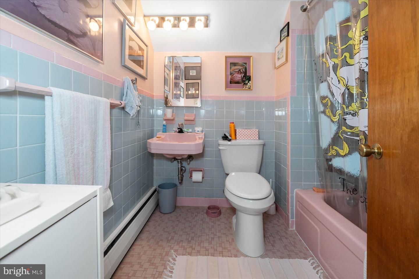55 Woodhill Ct Property Photo 13