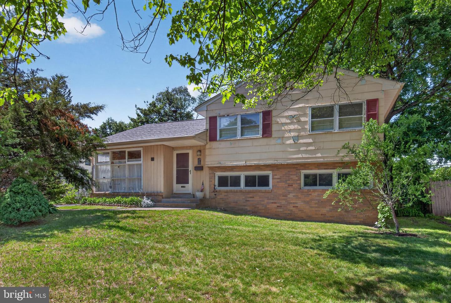 178 W SHELLEY DR