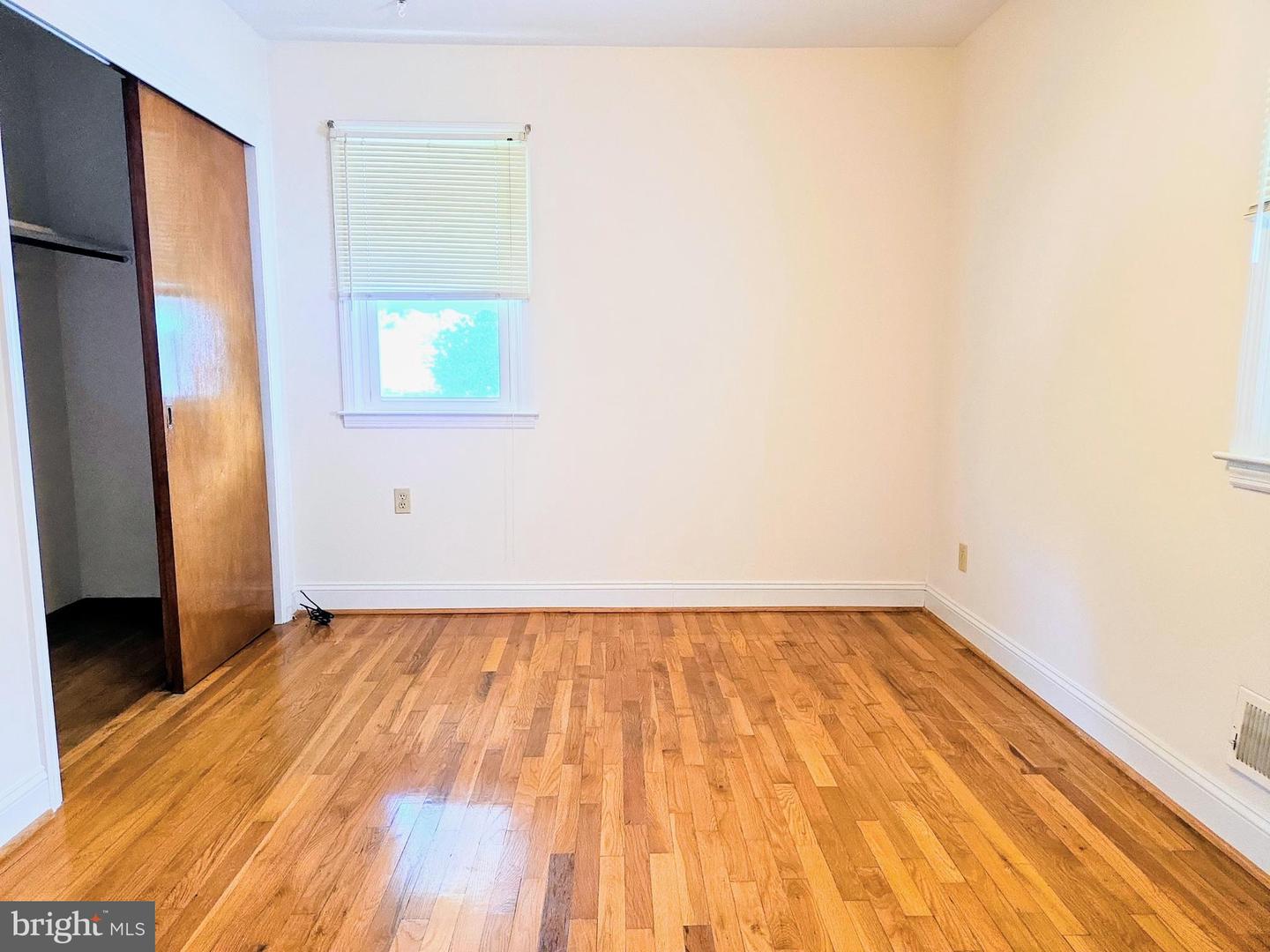 3810 Katherine Ave Property Photo 22