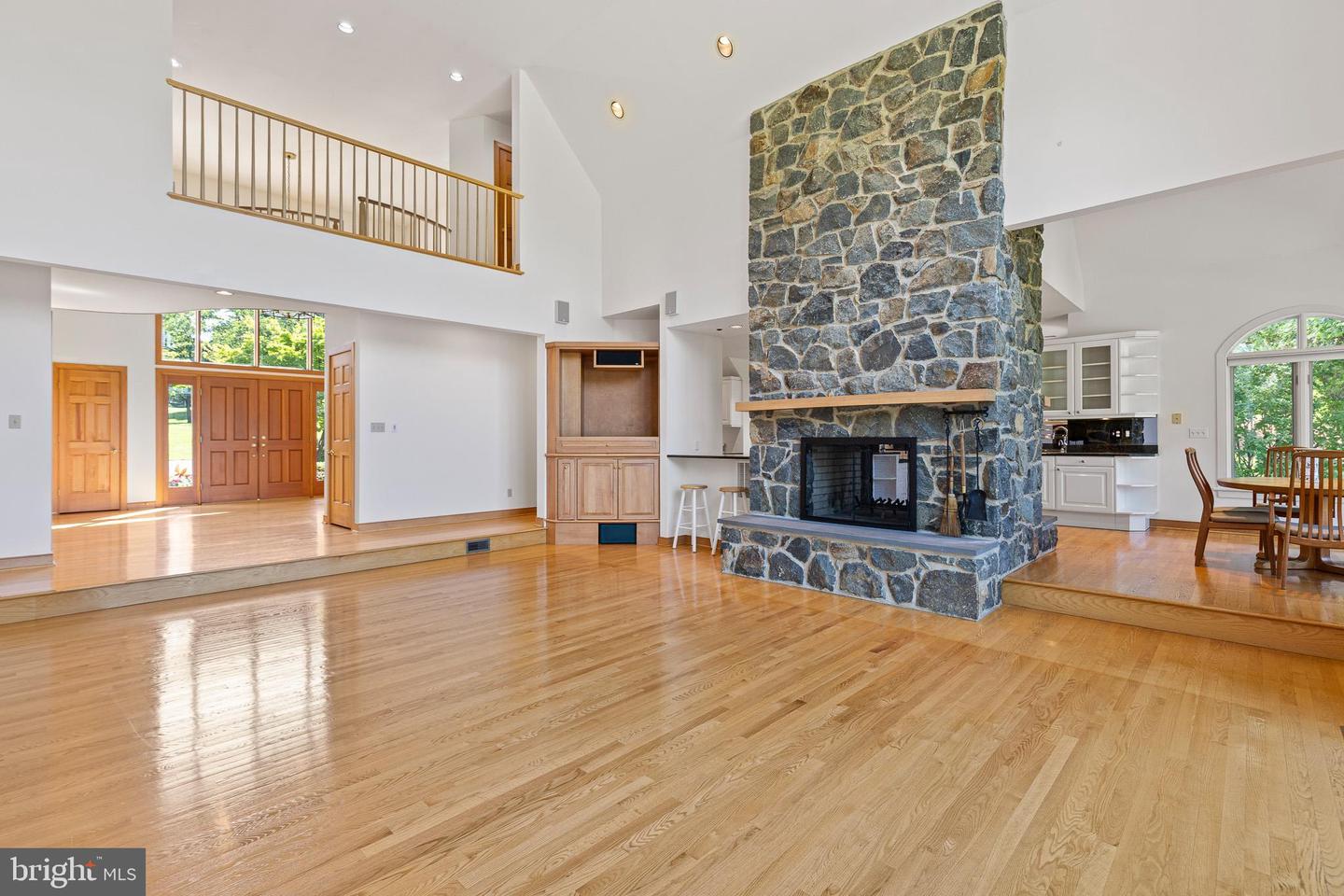 309 Pentland Property Photo 13