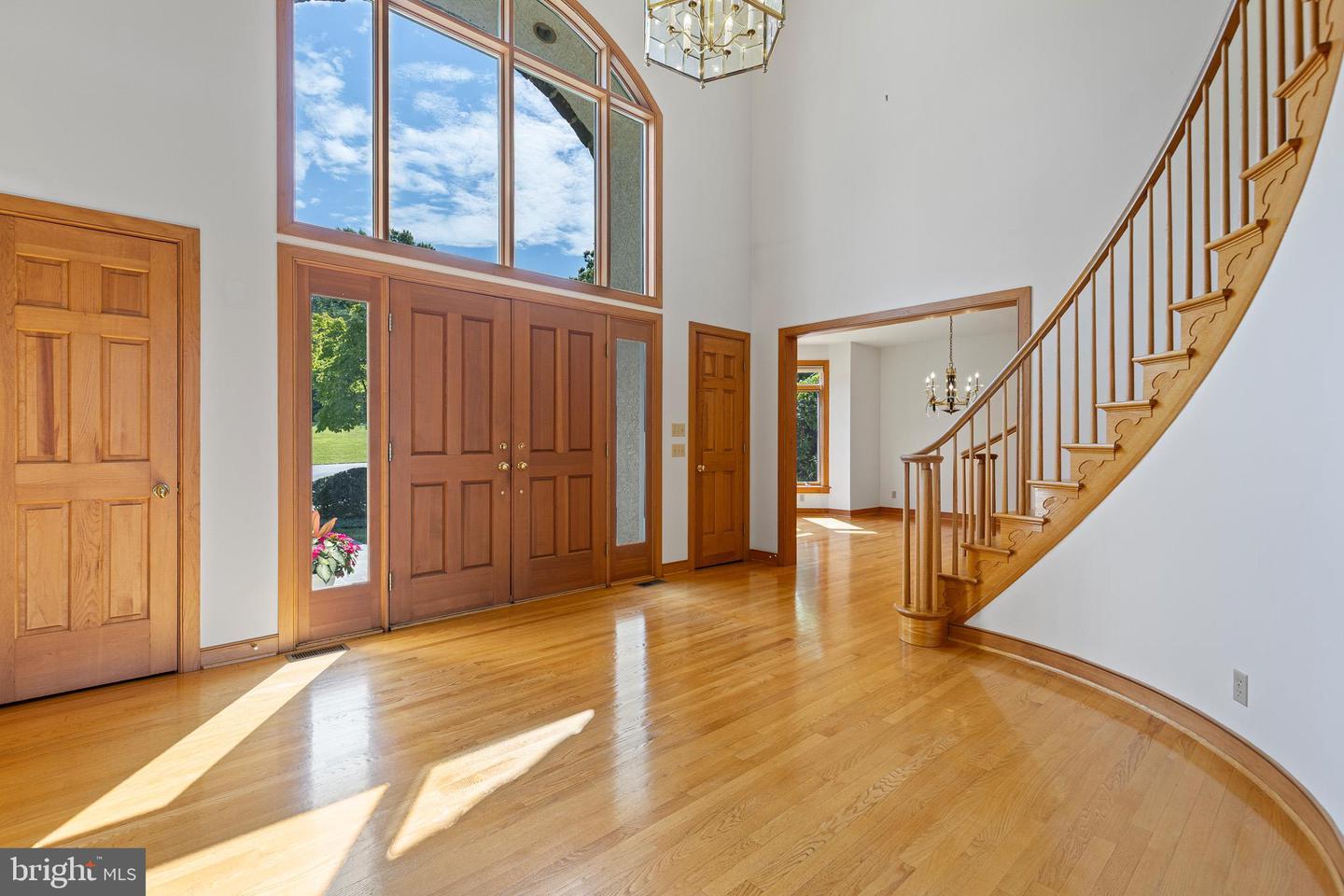 309 Pentland Property Photo 41