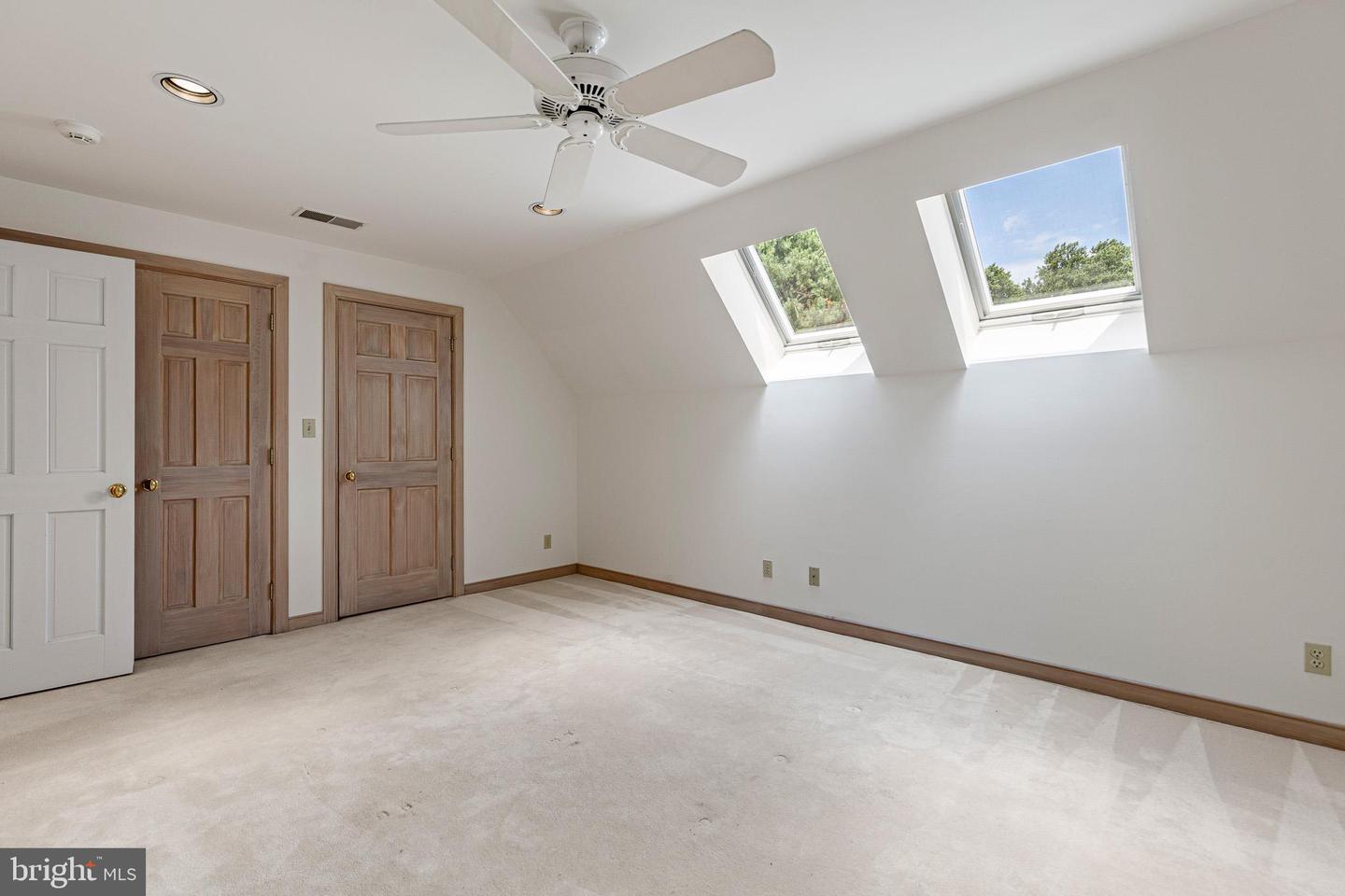 309 Pentland Property Photo 46