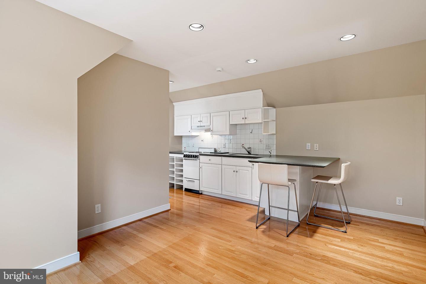 309 Pentland Property Photo 54