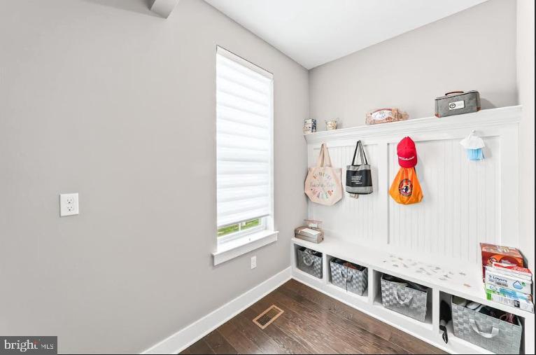 331 Appleford Cir Property Photo 24