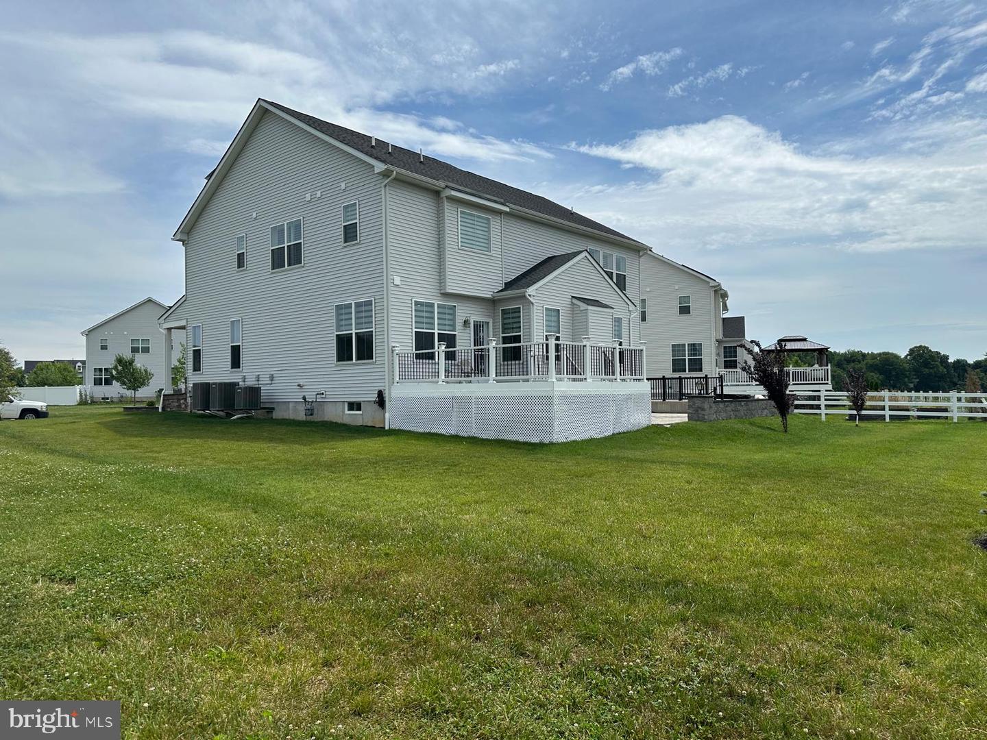 331 Appleford Cir Property Photo 46