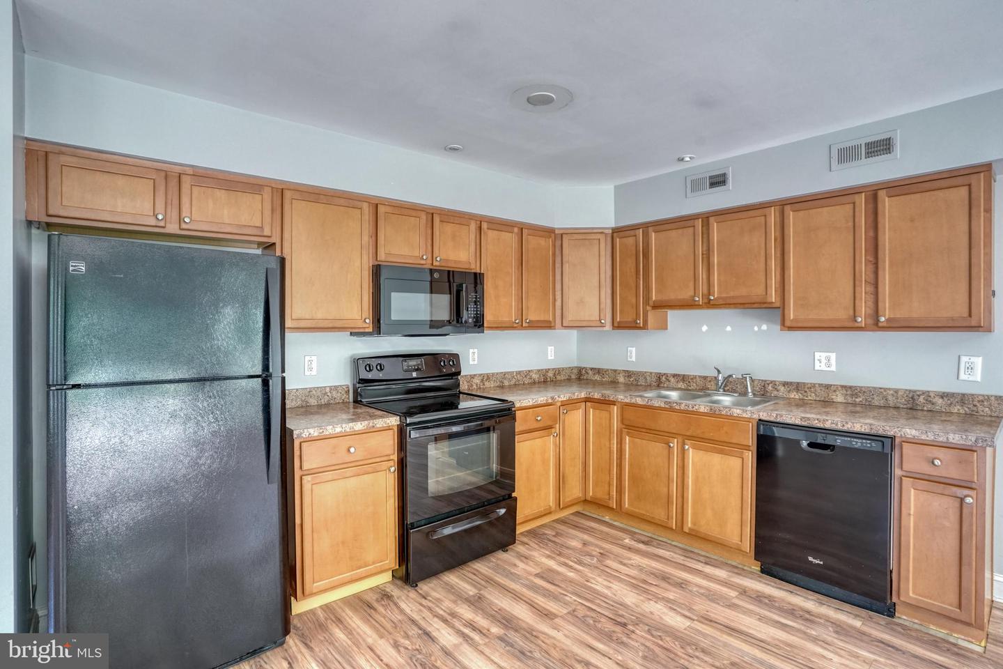 203 Hamilton St Property Photo 1