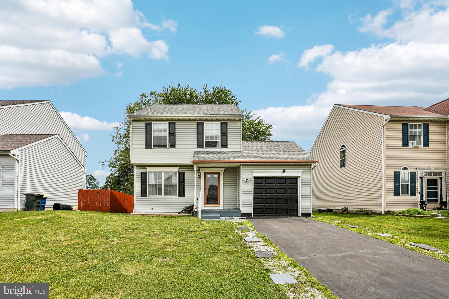 127 N KATRIN CIR