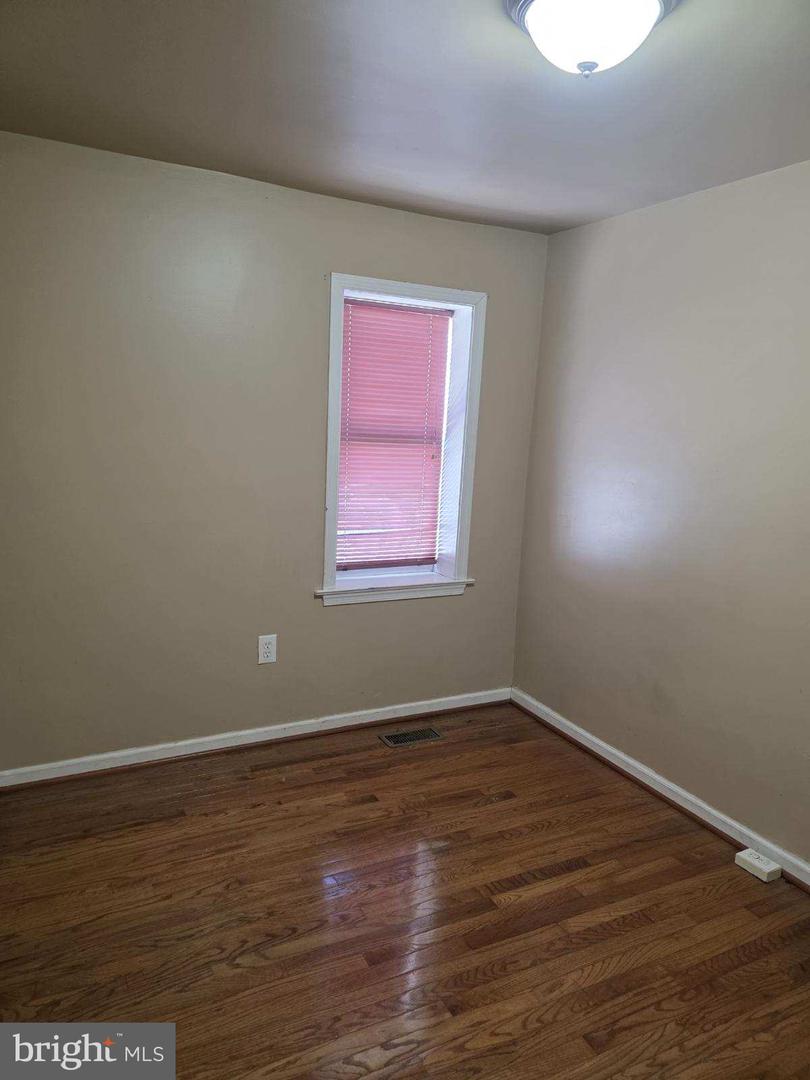 428 S Jackson St Property Photo 2