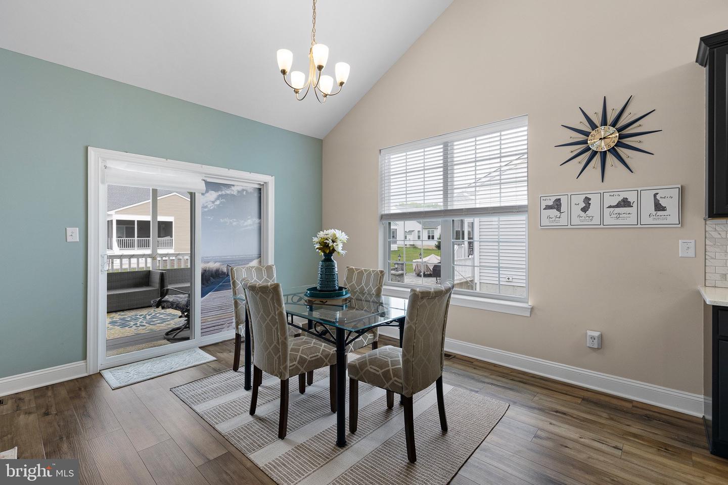 529 Contemplation Way Property Photo 9