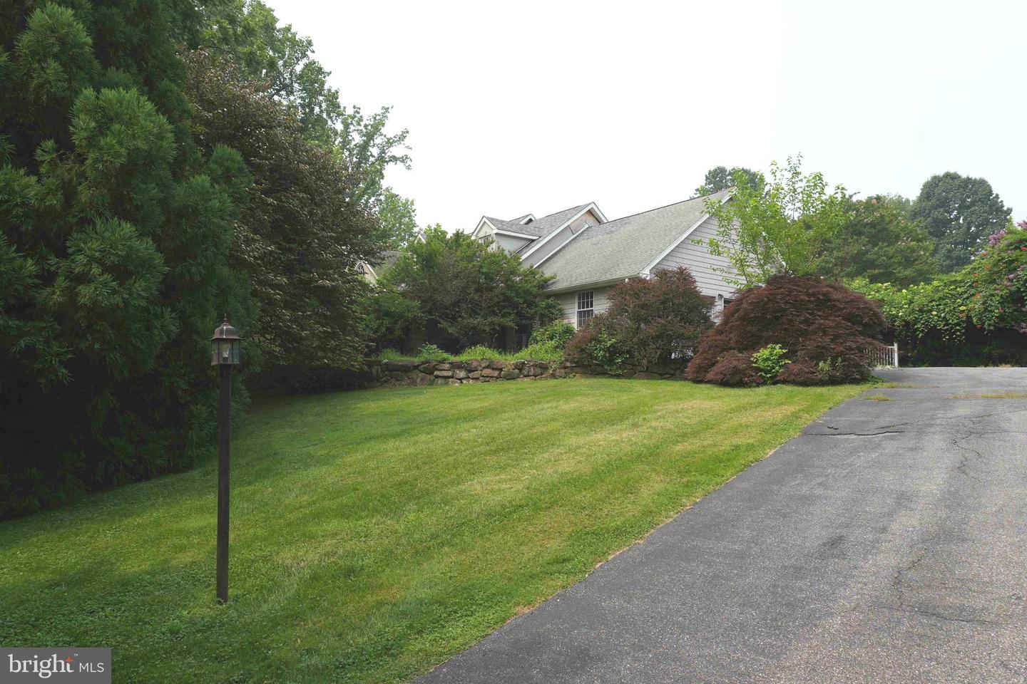 2407 Valley Ave Property Photo 1