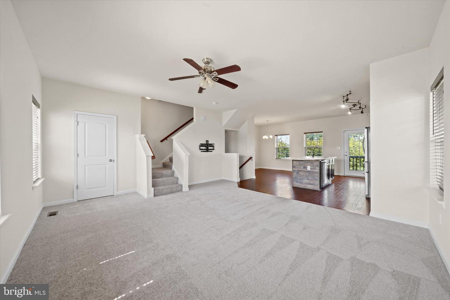 969 Lissicasey Loop Property Photo 9