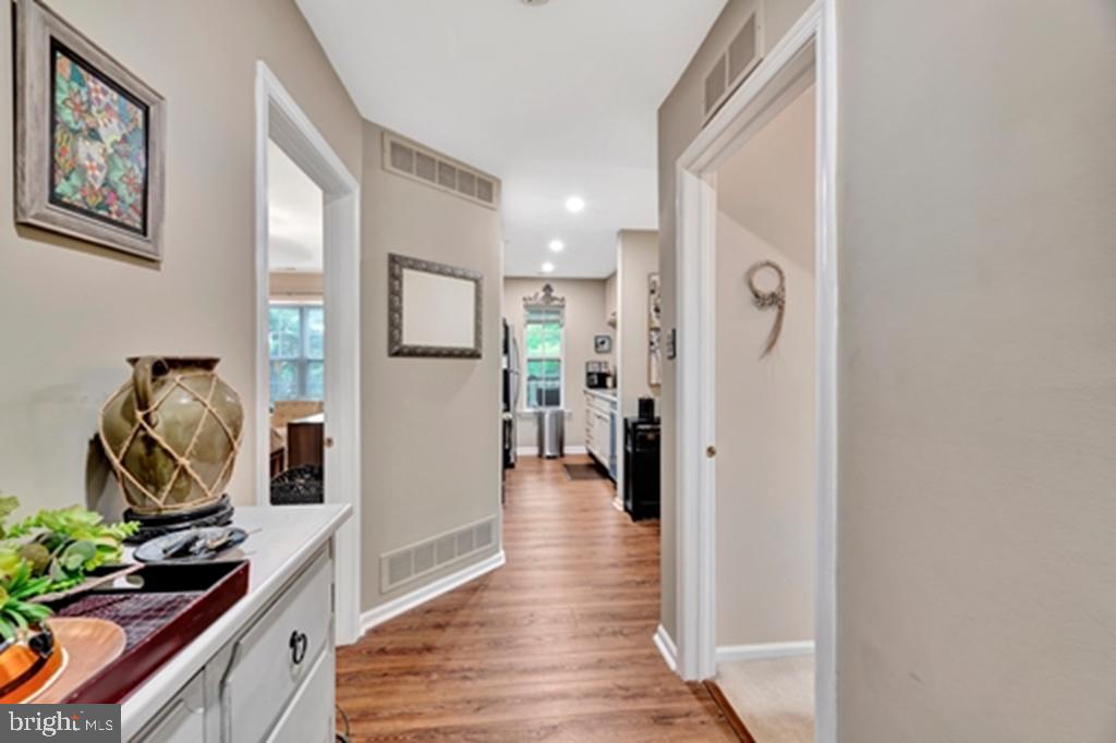 3143 Charing Cross Property Photo 3