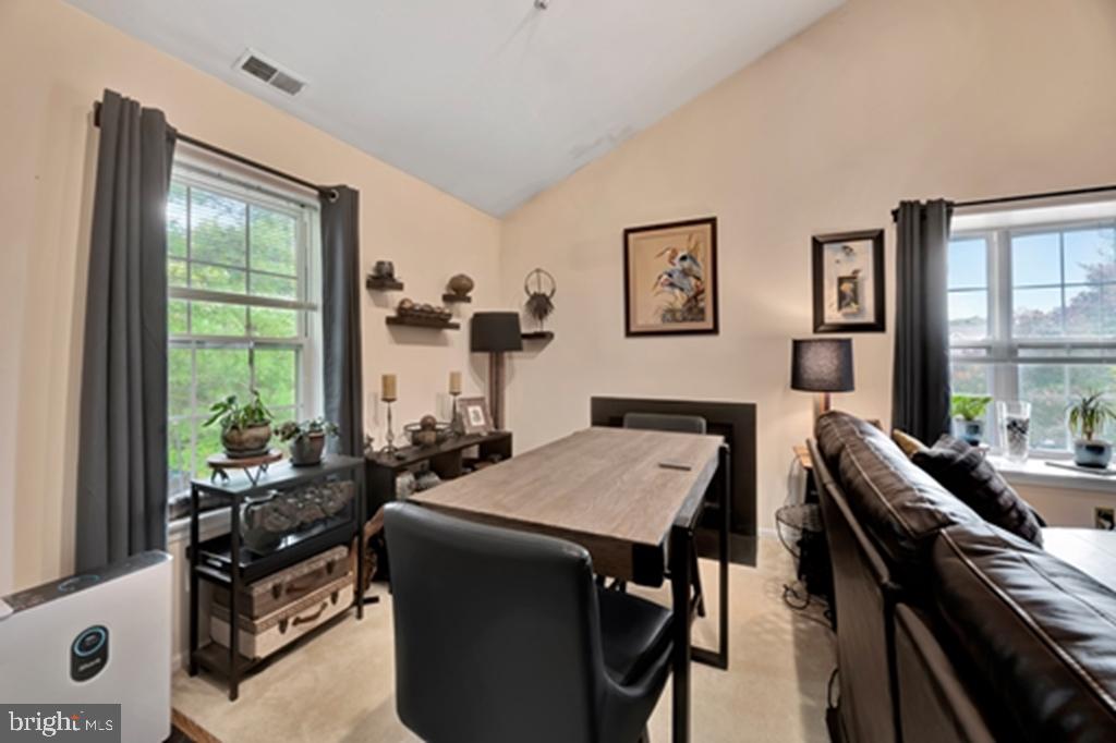 3143 Charing Cross Property Photo 13