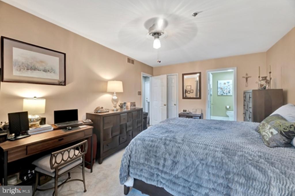 3143 Charing Cross Property Photo 18