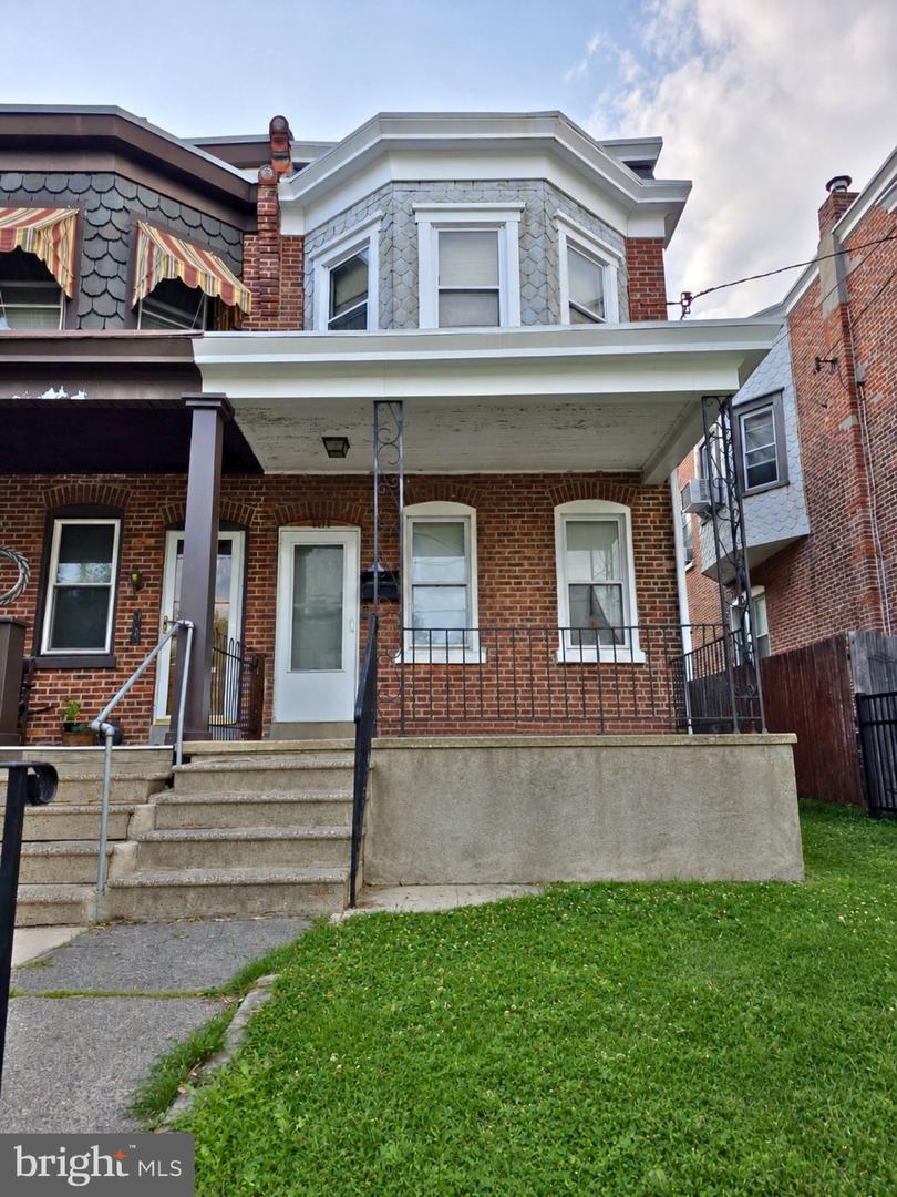 3311 N MADISON ST Property Photo 1
