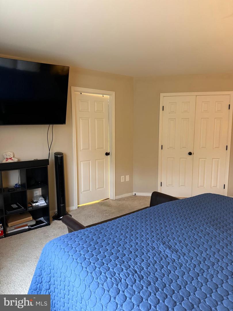 166 Springfield Cir Property Photo 25