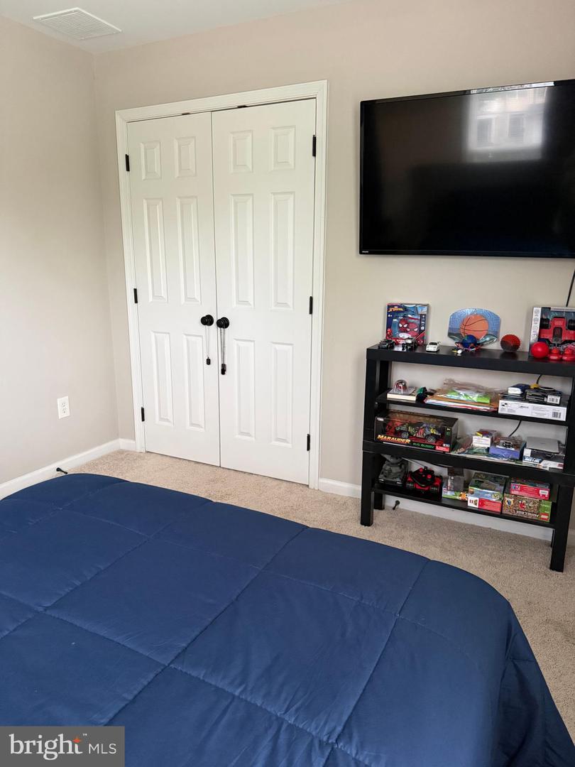 166 Springfield Cir Property Photo 35