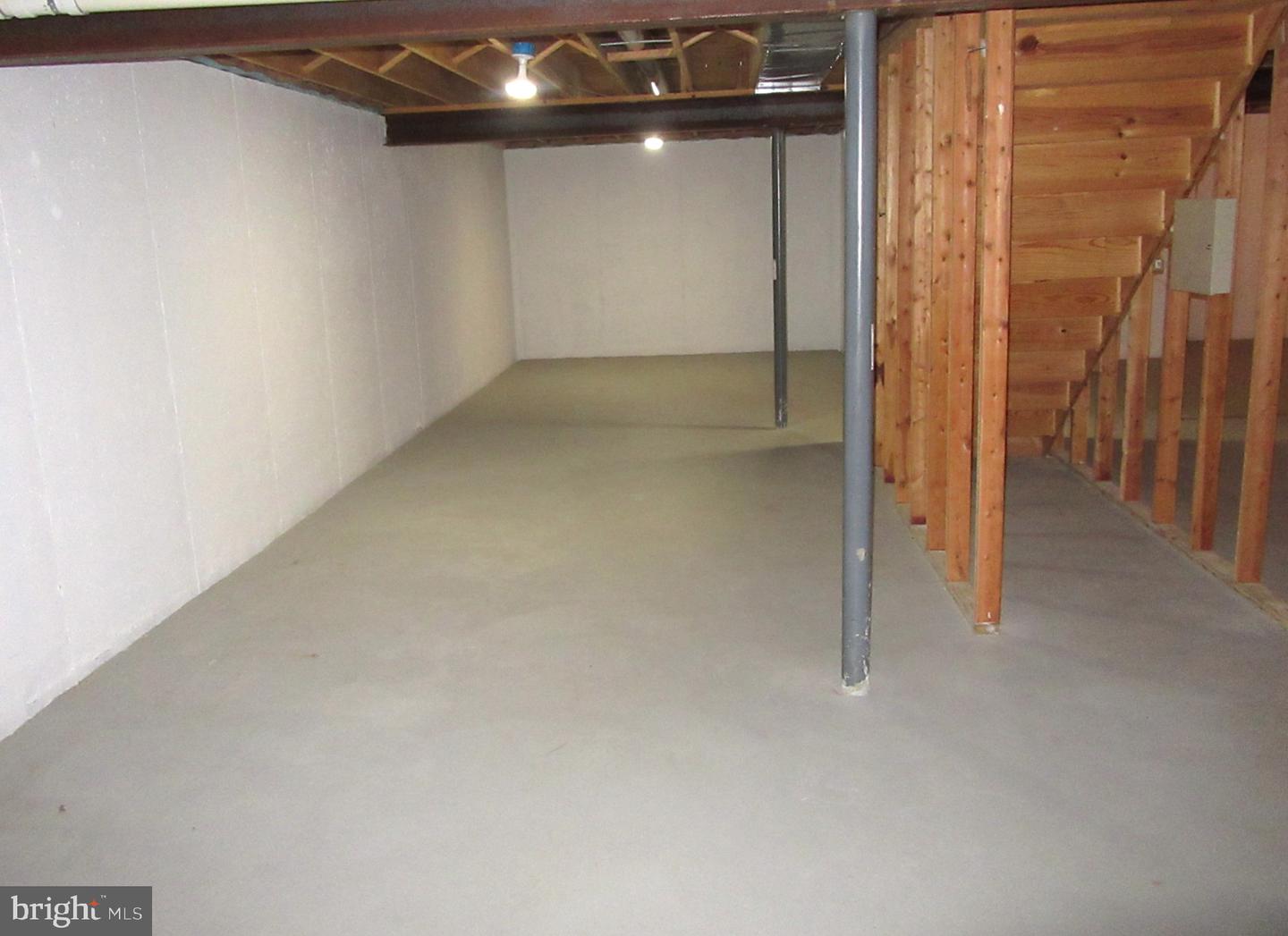 213 Megan Dr Property Photo 32