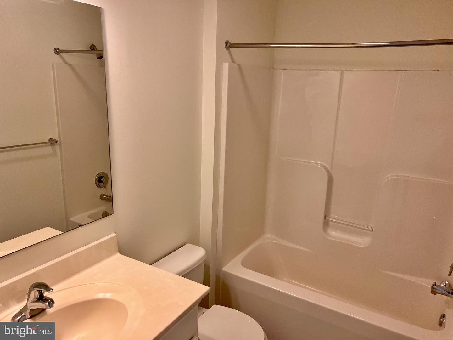 654 Jacobsen Cir Property Photo 19